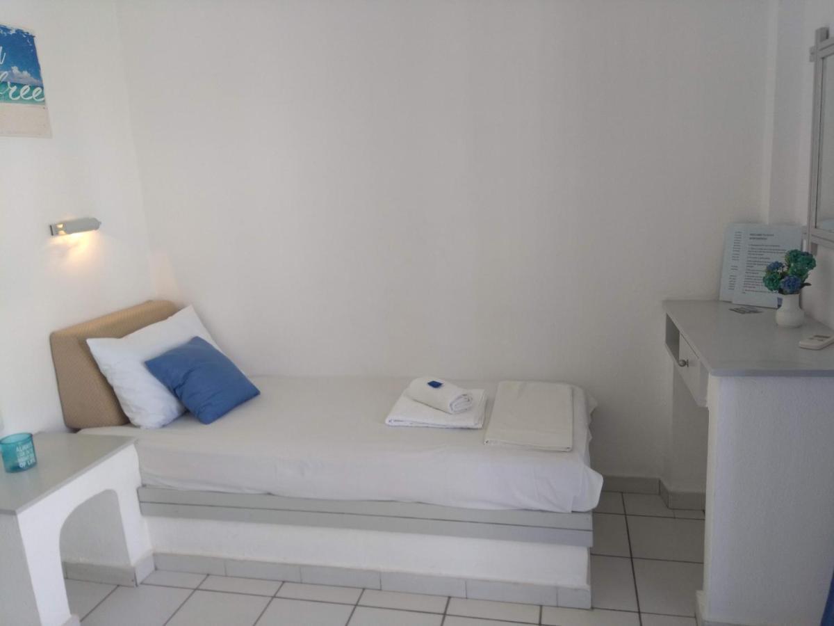 Julies Apartments Kokkini Hani Екстериор снимка