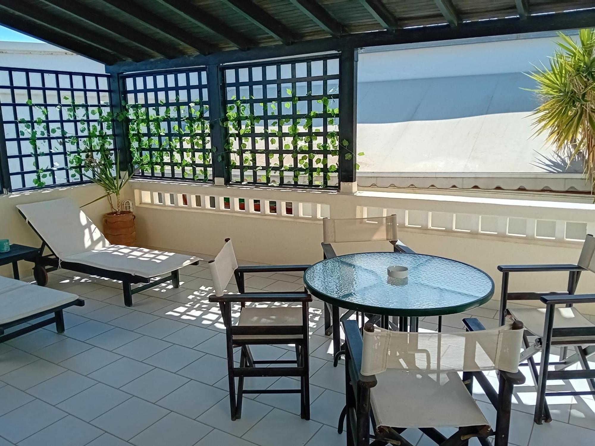 Julies Apartments Kokkini Hani Екстериор снимка